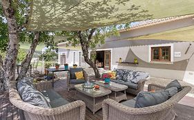 Large Lakeside Villa Near Silves - Figs On The Funcho